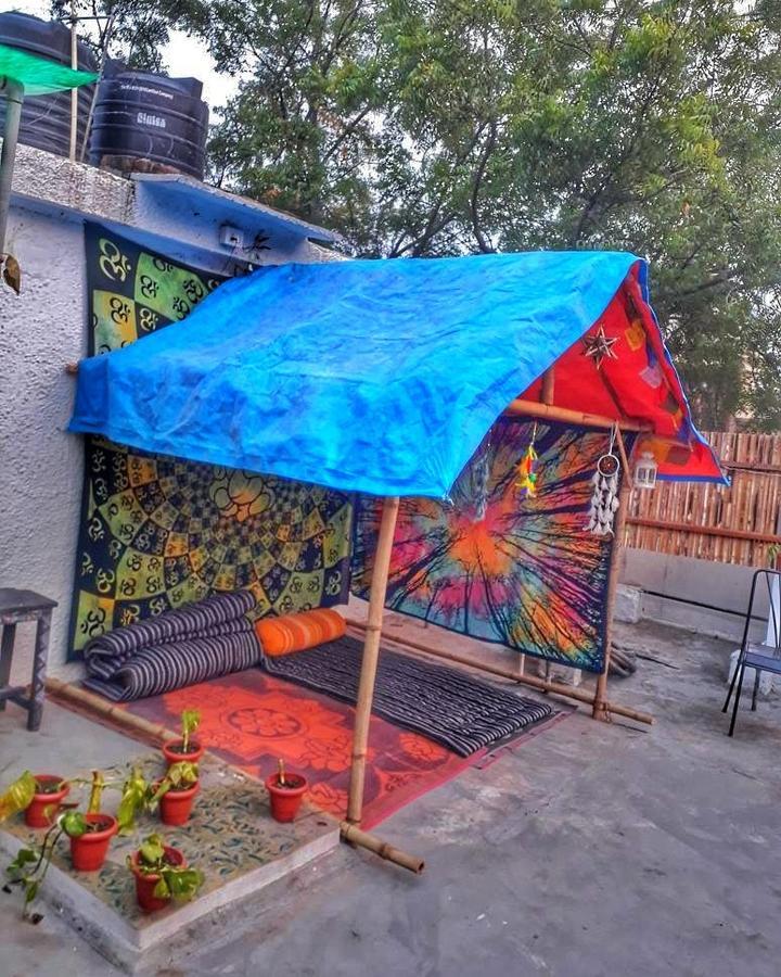 Roots Hostel New Delhi Exterior photo